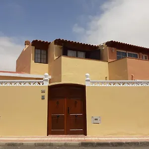 https://casa-costa-calma.in-canary-islands.com