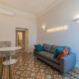 Vintage Ottaviano Apartment Rome
